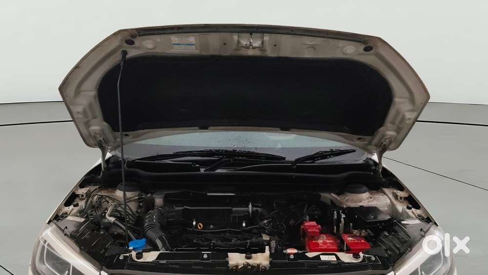 Maruti Suzuki Vitara Brezza 1.5 Vxi At, 2021, Petrol