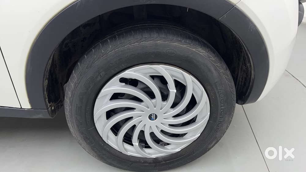 Tata Nexon 1.2 Revotron Xma Amt, 2018, Petrol