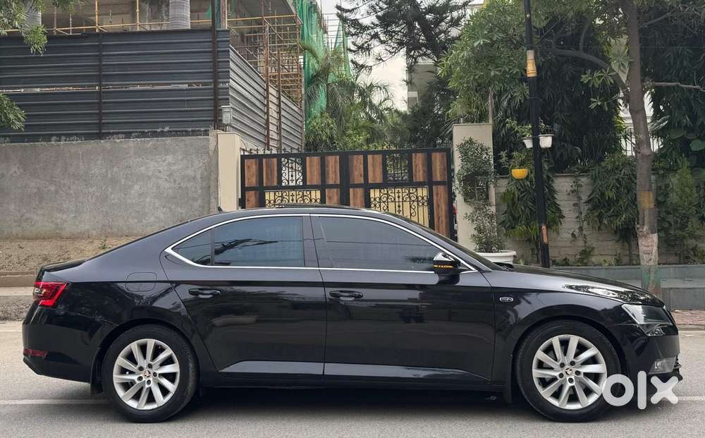 Skoda Superb L&k 2.0 Tdi At, 2017, Diesel