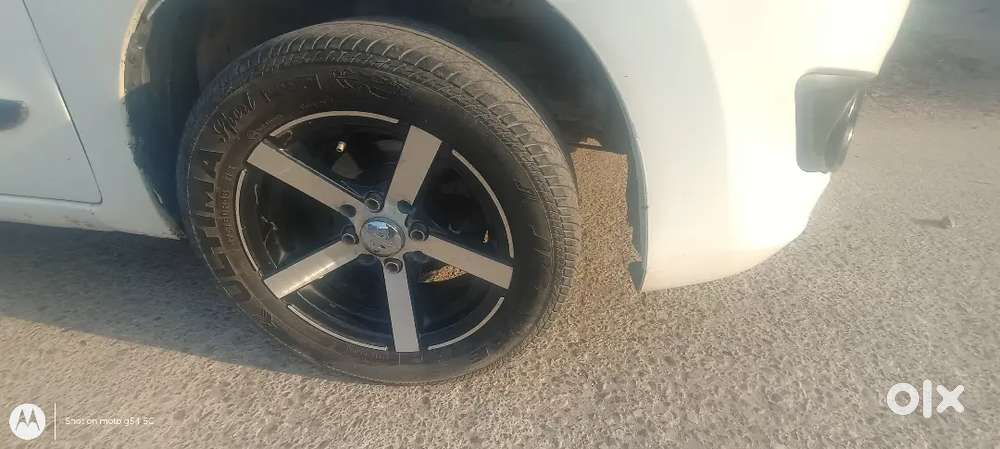Maruti Suzuki Wagon R Lxi 2017 ,alloy Wheel Touch Screen Center Lock