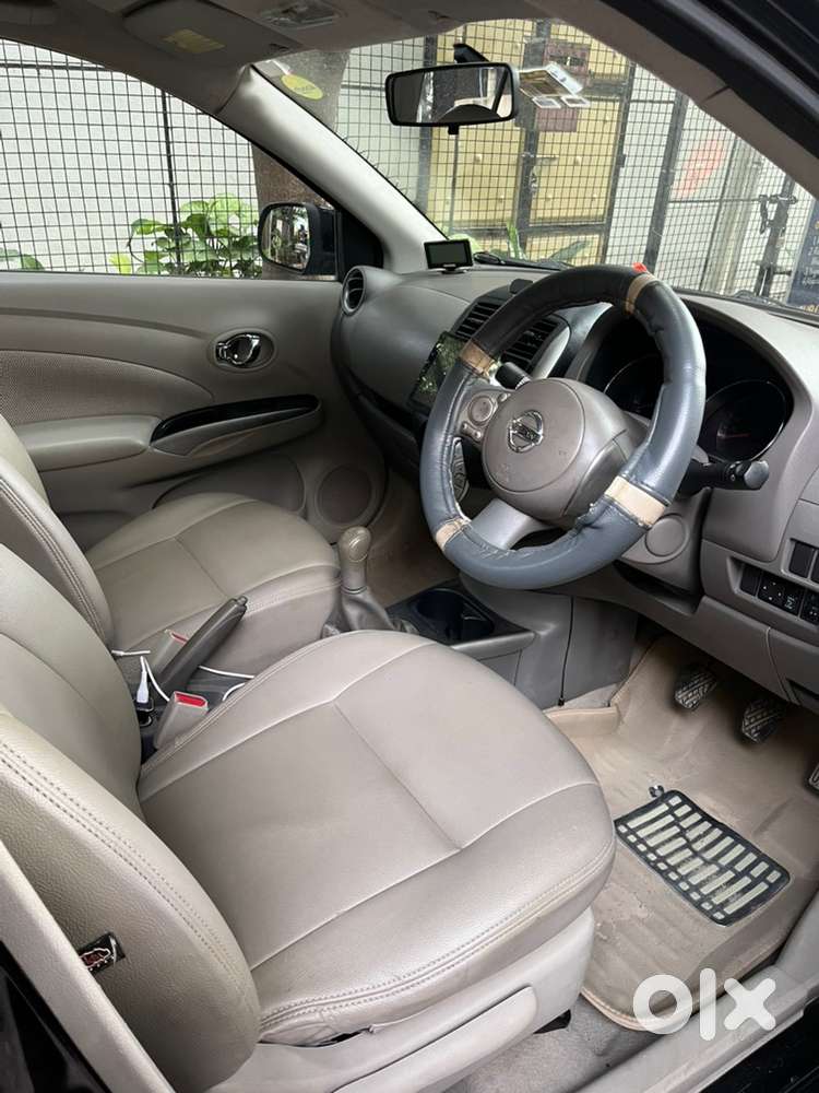 Nissan Sunny Petrol 2011