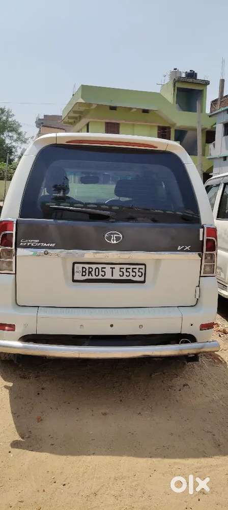 Tata Safari Strome