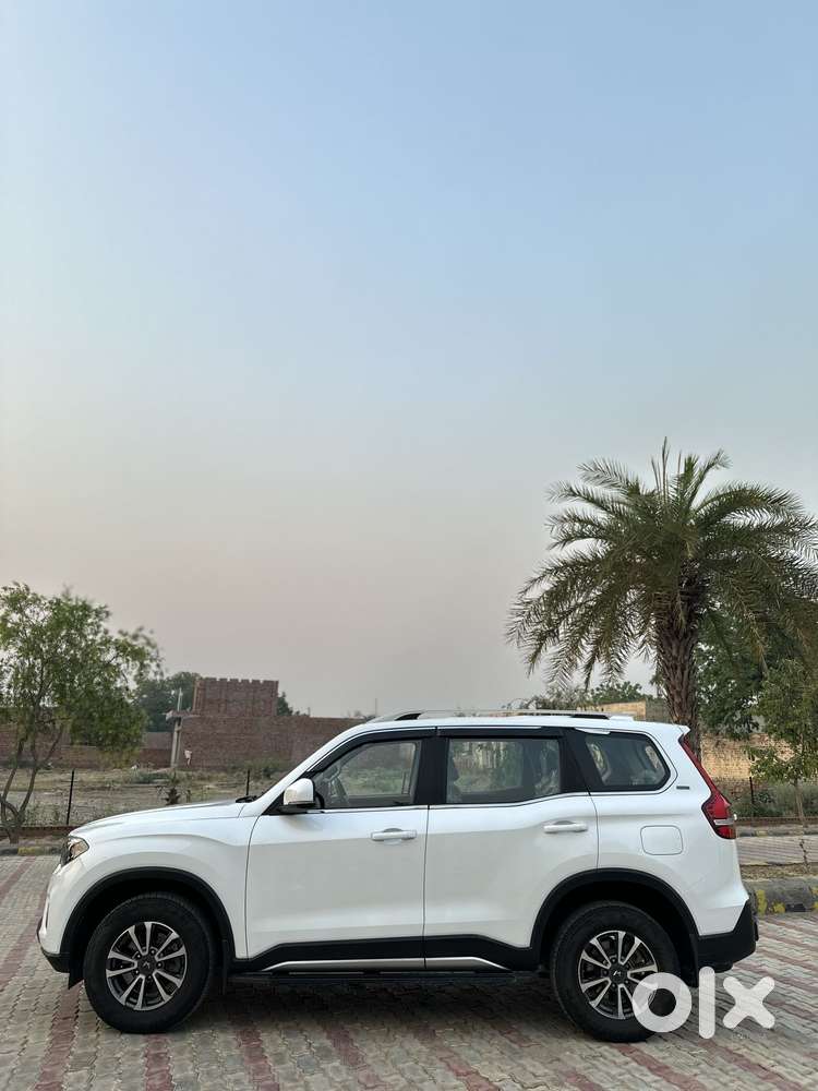 Mahindra Scorpio N Z8 Diesel At 2wd 7 Str, 2025, Diesel
