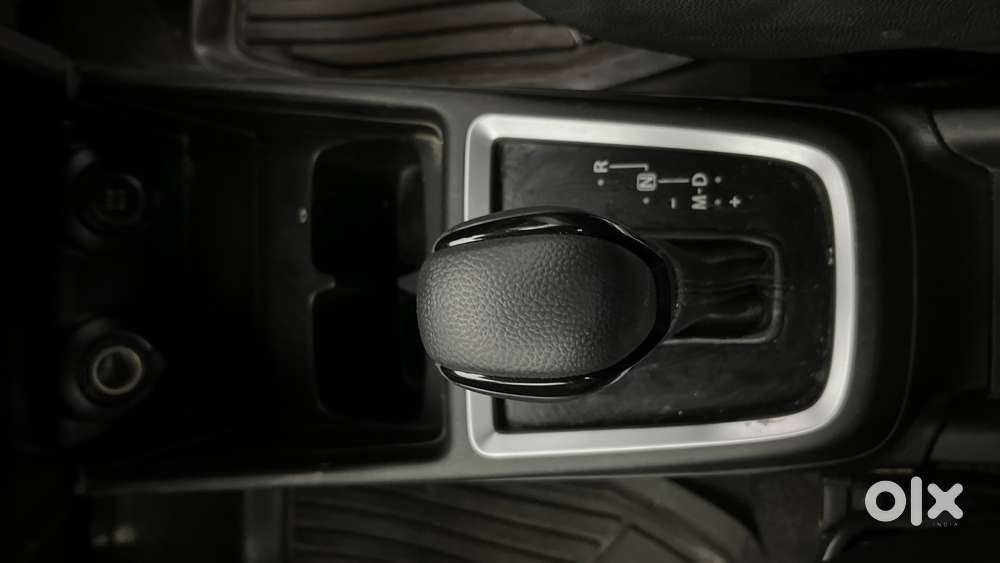 Maruti Suzuki Swift Amt Zxi, 2019, Petrol