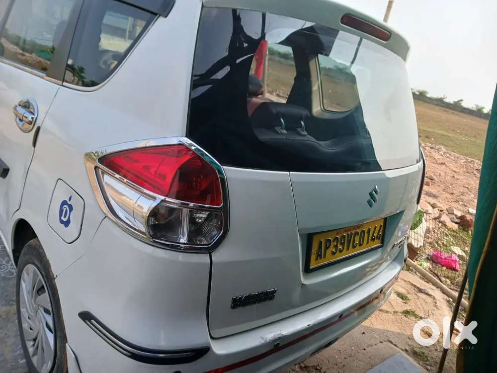 Maruti Suzuki Ertiga 2015 Diesel 14000 Km Driven