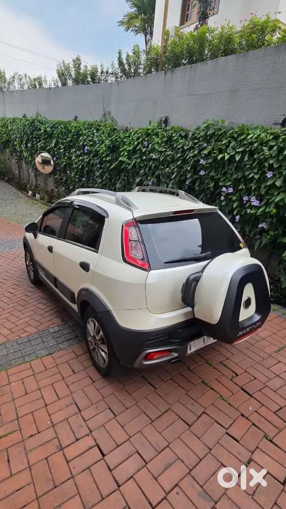 Fiat Avventura 2014 Diesel 85000 Km Driven