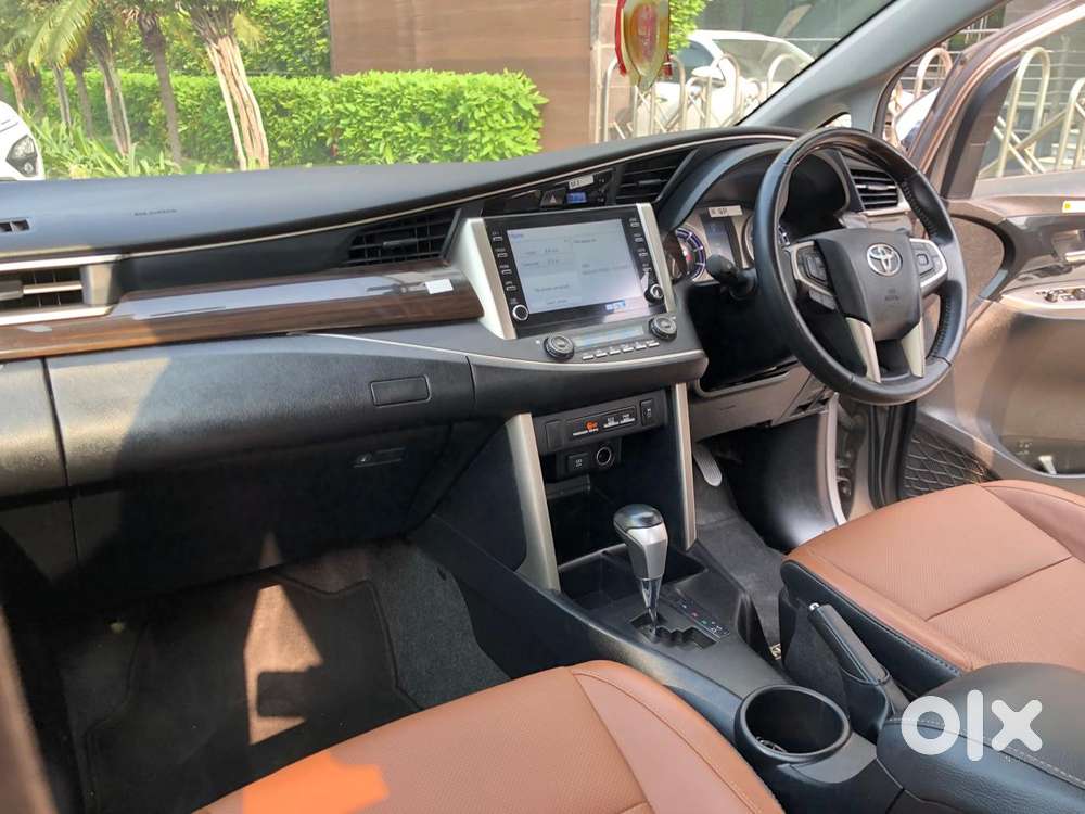 Toyota Innova Crysta [ ] 2.4 Zx At 7 Str, 2022, Diesel