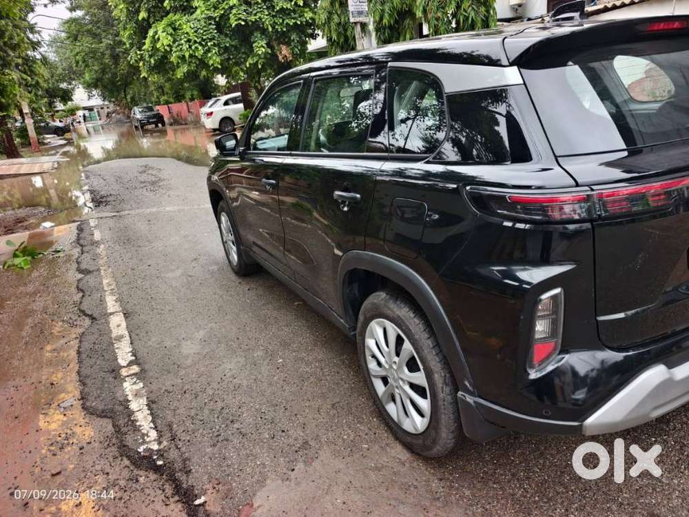 Maruti Suzuki Grand Vitara 1.5 Sigma Smart Hybrid, 2026, Petrol