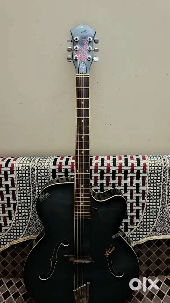 HOBNER ACOUSTIC GUITAR
