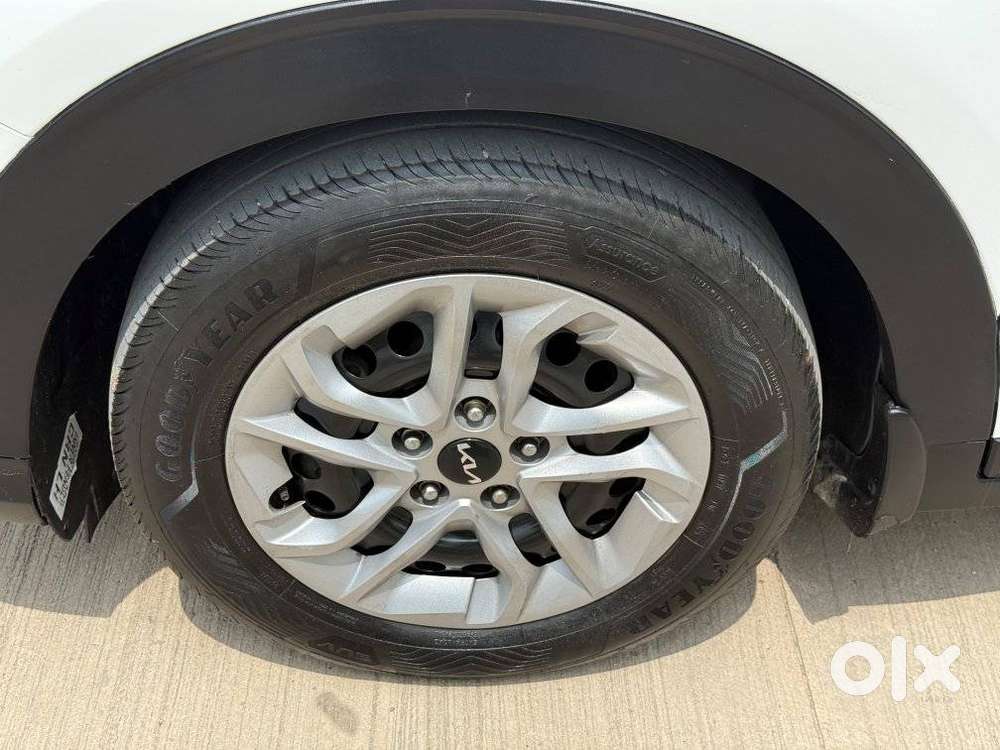Kia Carens 1.4 Premium 7 Str, 2023, Diesel