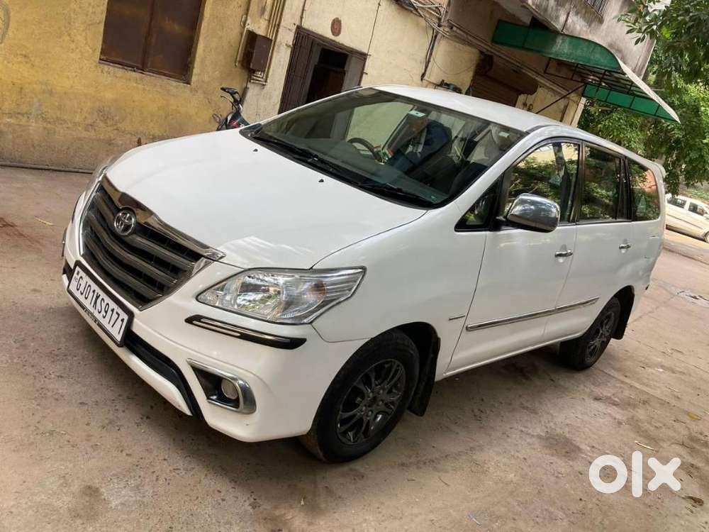 Toyota Innova 2.5 V 7 Str, 2011, Diesel