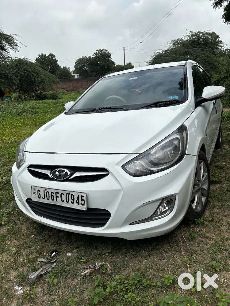 Hyundai Verna Crdi 2012