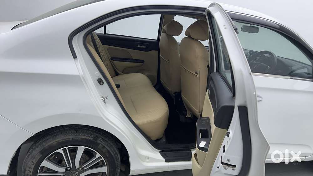 Honda Amaze [2021-2023] 1.2 Vx I-vtec Mt, 2022, Petrol