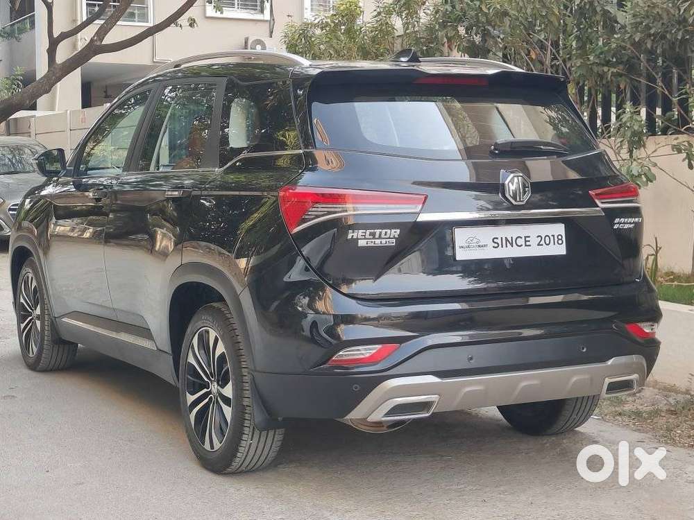 Mg Hector Plus Sharp Pro 1.5 Turbo Petrol Cvt 7 Str, 2023, Petrol