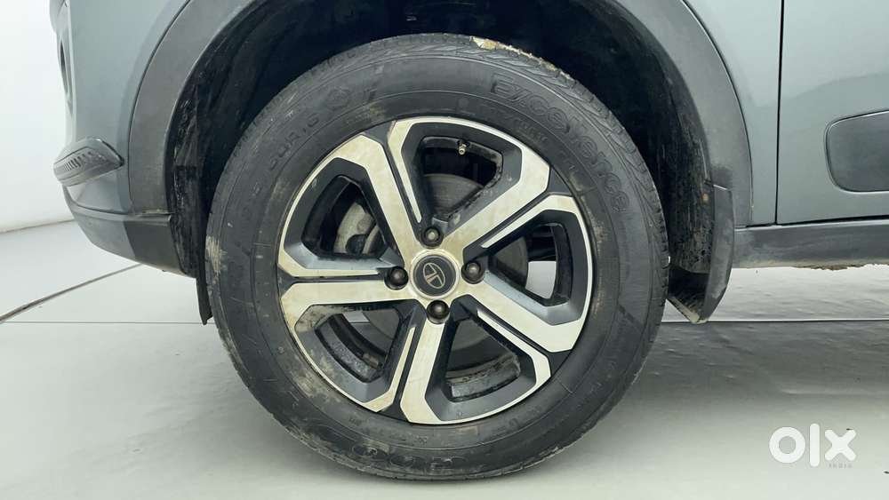 Tata Nexon 1.2 Revotron Xz Plus (s), 2023, Petrol