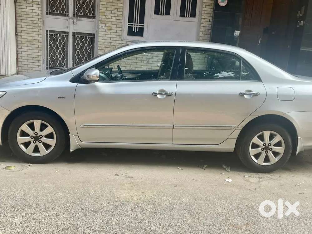 Toyota Corolla Altis 2011 Petrol 49006 Km Driven