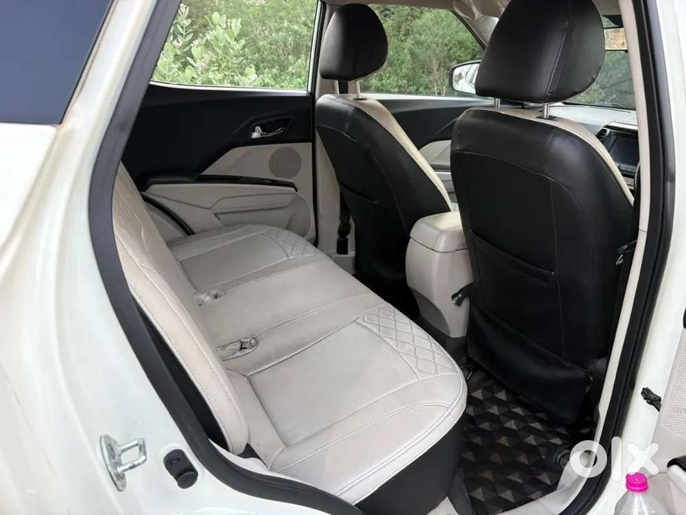 Mahindra Xuv300 2023 Diesel 60000 Km Driven