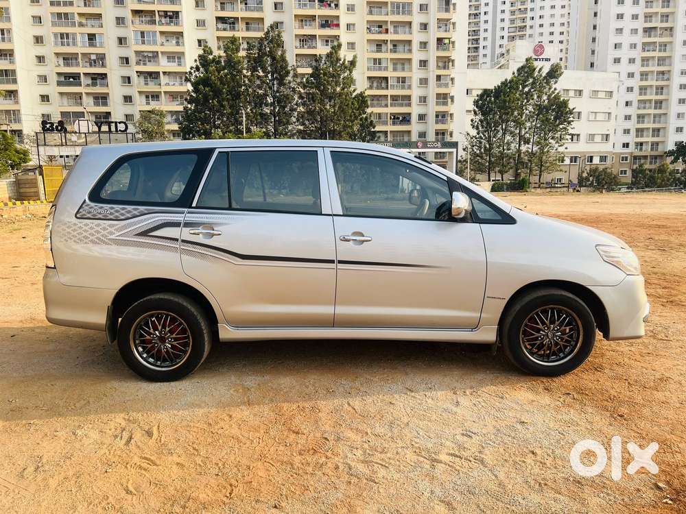 Toyota Innova 2.5 G (diesel) 7 Seater Bs Iv, 2012, Diesel