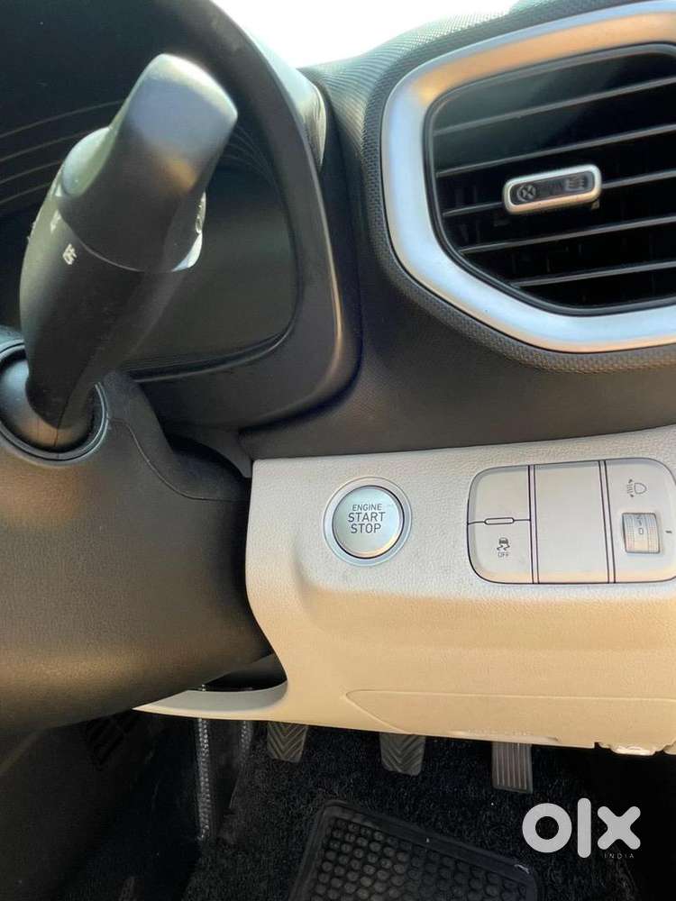 Hyundai Car Petrol 2023