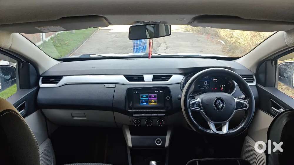 Triber Top Model With Automatic Transmission In Super Condition