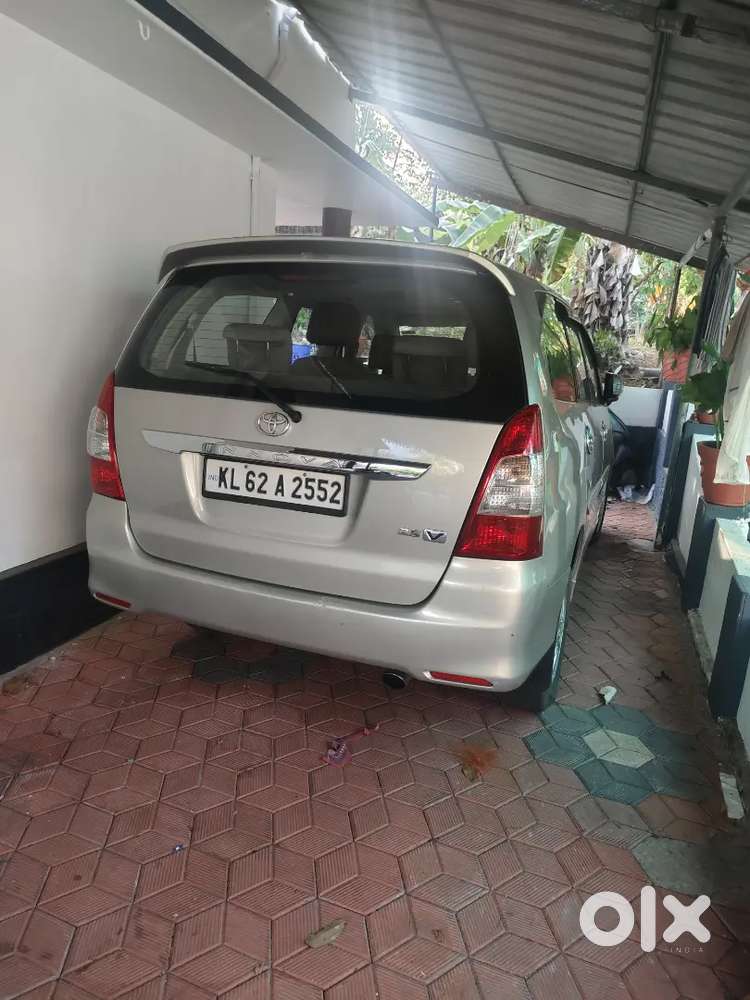 Toyota Innova 2013 Diesel Well Maintained