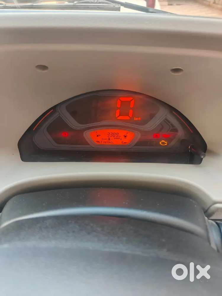Brand New Maruti Suzuki Eeco 2025 Petrol 4000 Km Driven