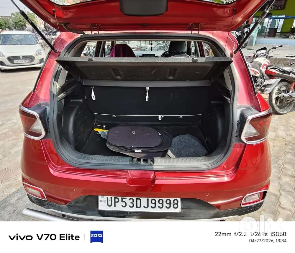Hyundai Venue 2019 Petrol 51000 Km Driven