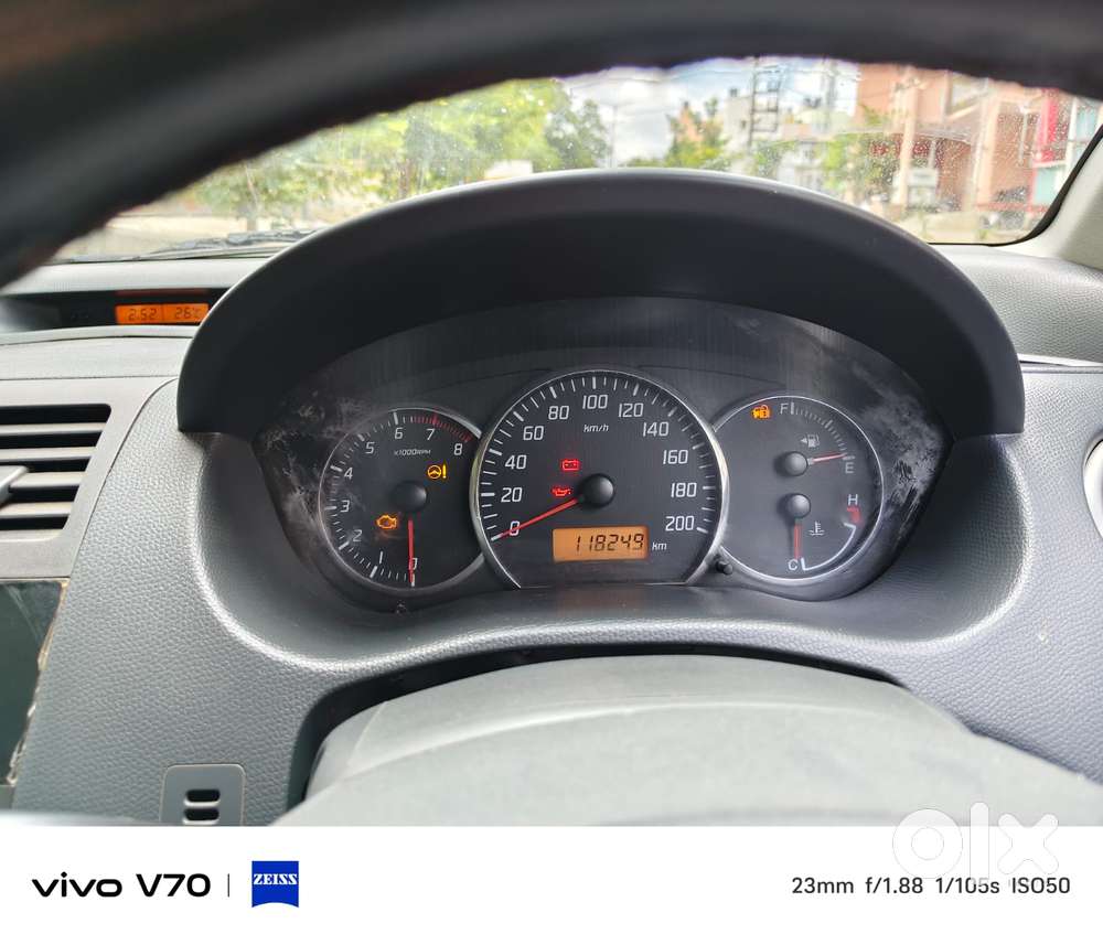 Maruti Suzuki Swift Dzire Vxi, 2012, Petrol