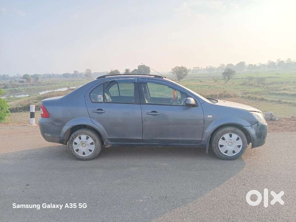 Ford Classic 2016 Petrol 100000 Km Driven