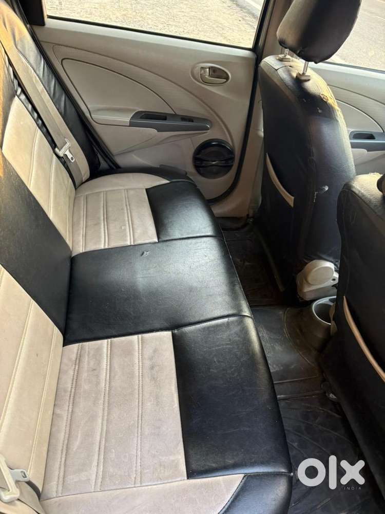 Toyota Etios 2016 Cng & Hybrids Well Maintained