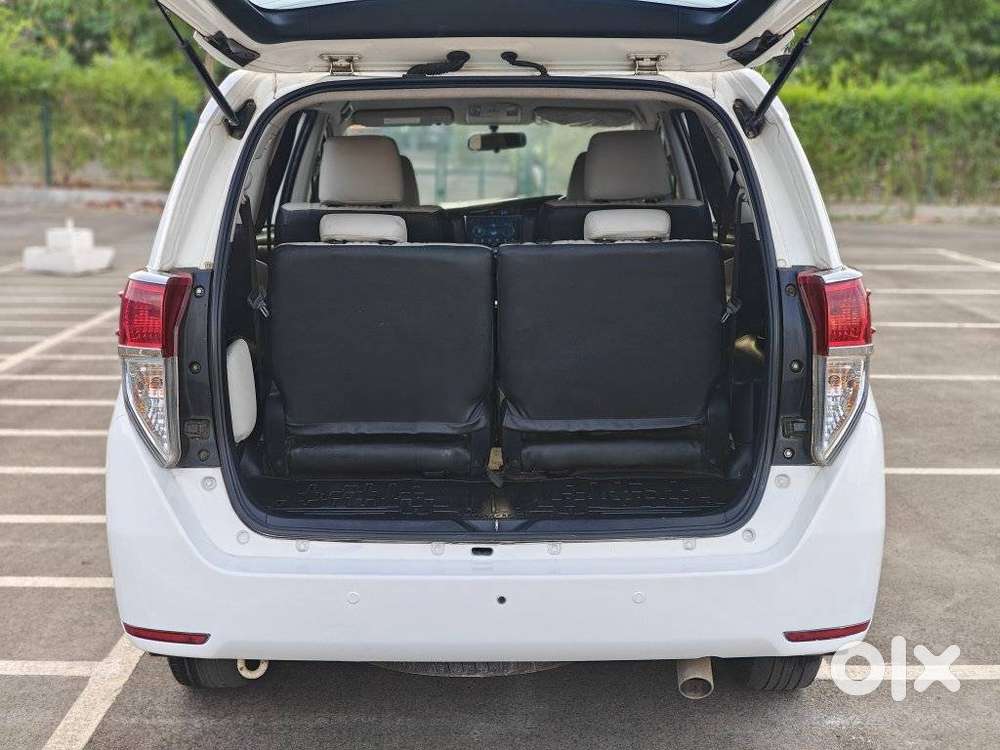 Toyota Innova Crysta 2.8 Gx At, 2017, Diesel