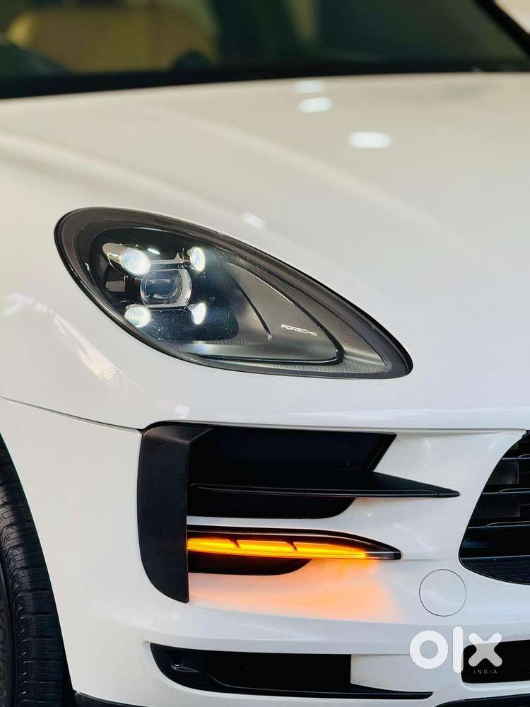 Porsche Macan 2.0 Petrol, 2022, Petrol