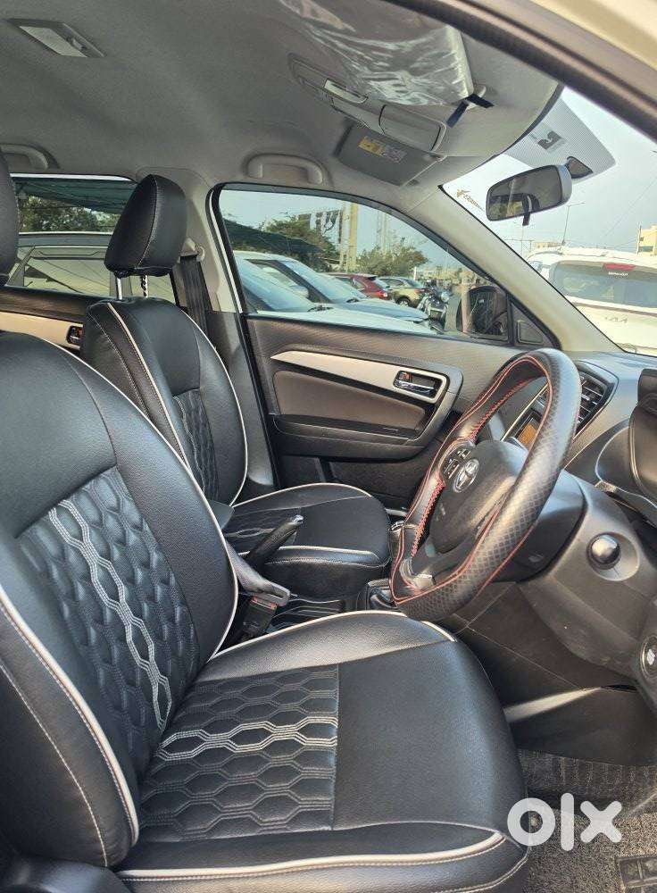 Toyota Urban Cruiser 1.5 High Grade Mt, 2020, Petrol