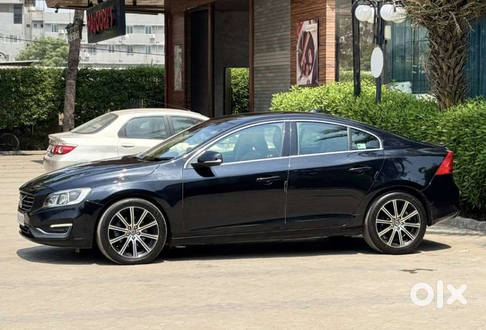 Volvo S60 D5 Inscription, 2016, Diesel
