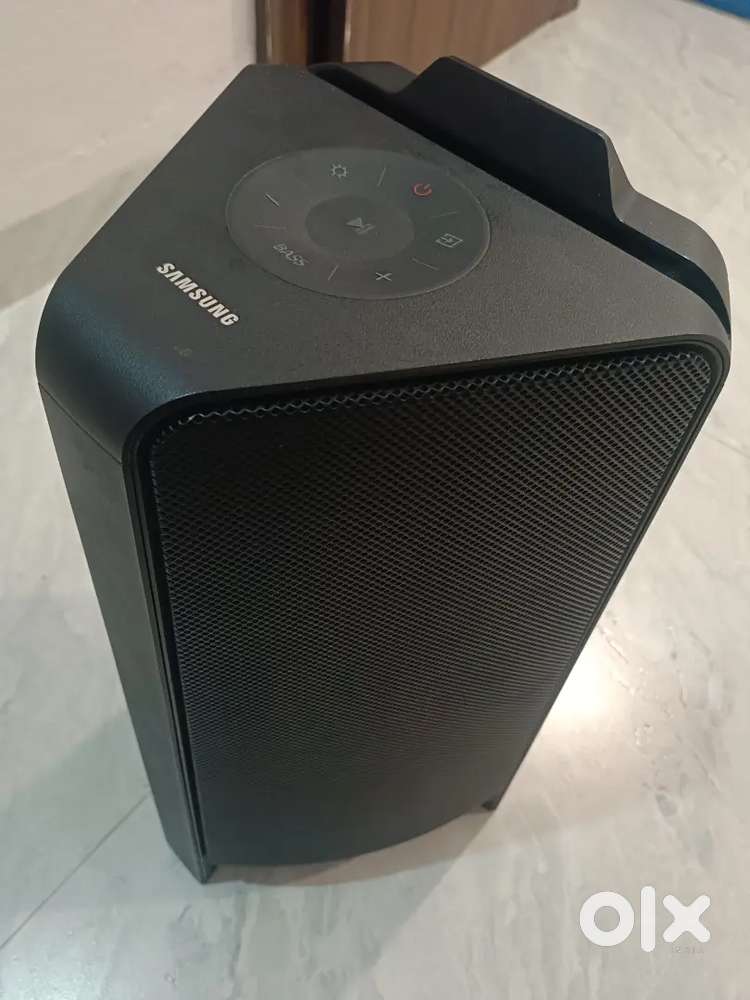 Samsung mx-T40 party Speaker,No scrach, no dent, bill available in war