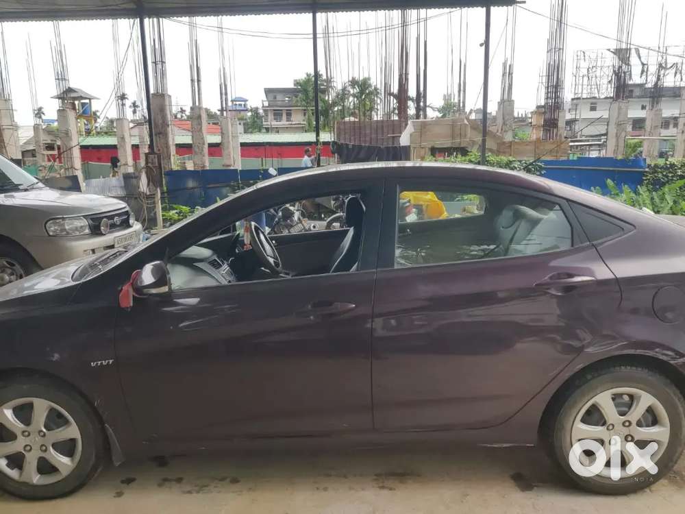 Hyundai Verna 1.6 2011 Manual