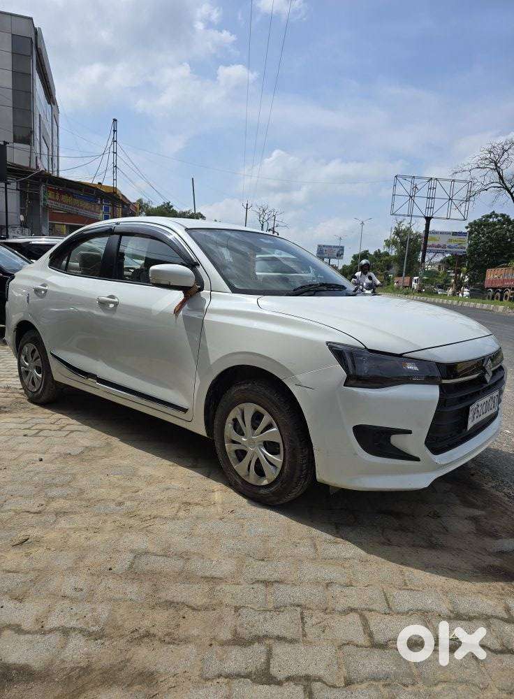 Maruti Suzuki Dzire 1.2 Vxi, 2025, Petrol