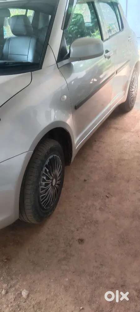 Swift Maruti Lxi 2010