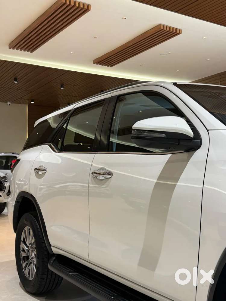 Toyota Fortuner 4x2 At, 2022, Diesel