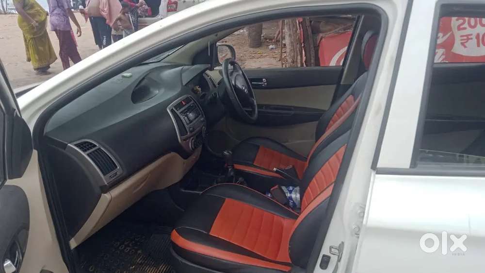 Hyundai I20 2012 Diesel 140000 Km Driven