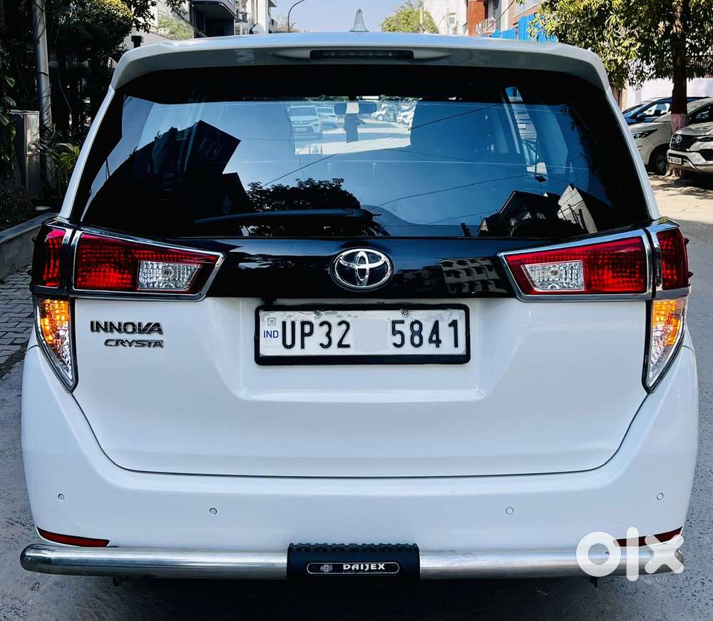 Toyota Innova Crysta [2020-ongoing] 2.4 Gx 7 Str, 2023, Diesel