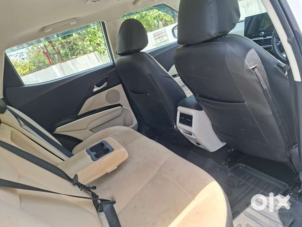 Mahindra Xuv 3xo Ax5 Ds Mt, 2024, Diesel