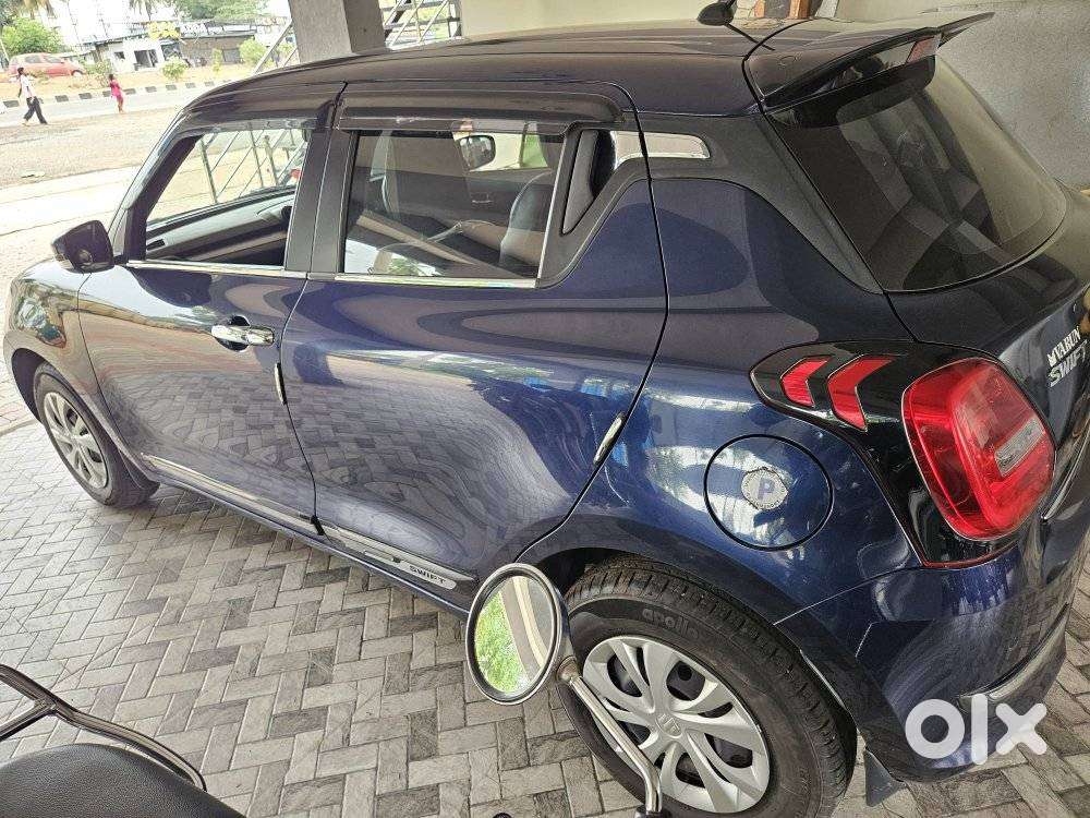 Maruti Suzuki Swift Vxi + Manual, 2023, Petrol
