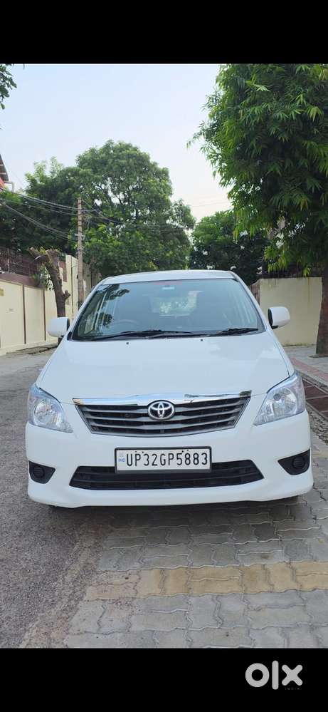 Toyota Innova 2.5 G (diesel) 7 Seater Bs Iv, 2015, Diesel