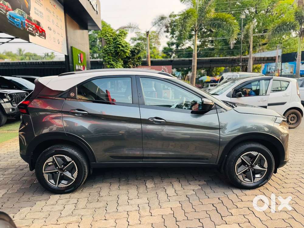 Tata Nexon Creative Plus S 1.2 Revotron Petrol 6 Amt, 2024, Diesel