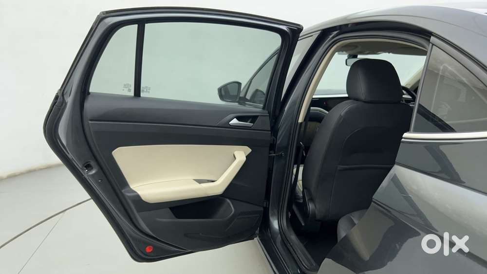 Volkswagen Virtus 1.0 Topline Tsi At, 2023, Petrol