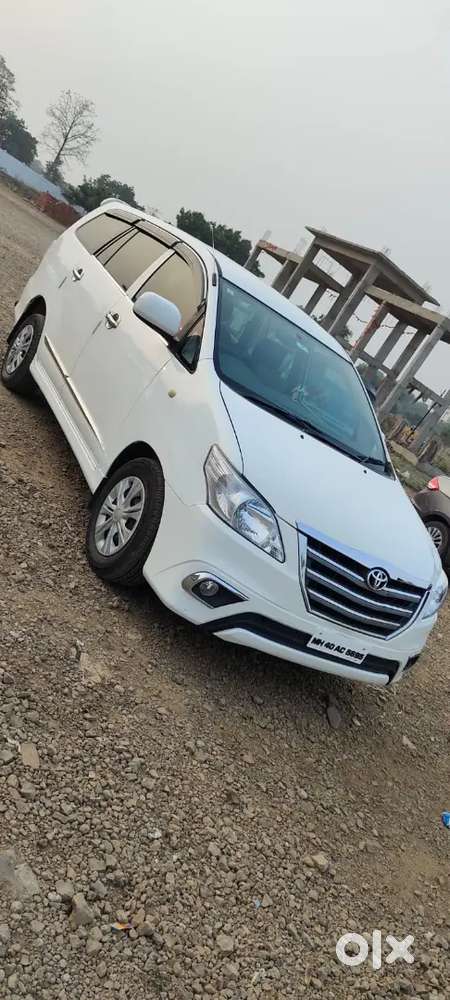 Toyota Innova 2014 Diesel Well Maintained