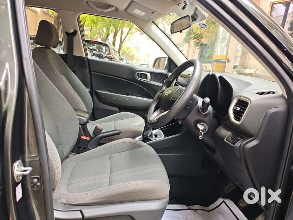 Hyundai Venue S 1.2 Petrol, 2021, Petrol