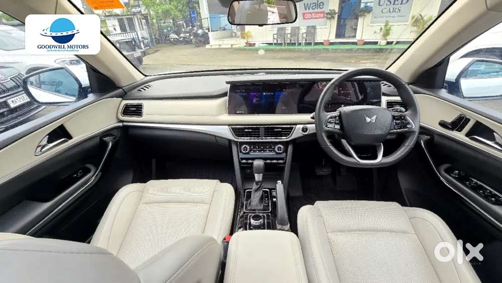 Mahindra Xuv700, 2025, Diesel