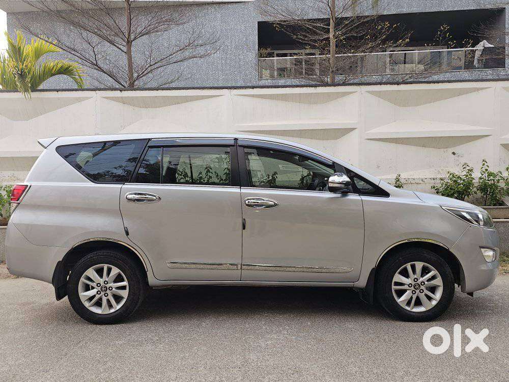 Toyota Innova Crysta 2.4 Vx Mt 8s, 2016, Diesel